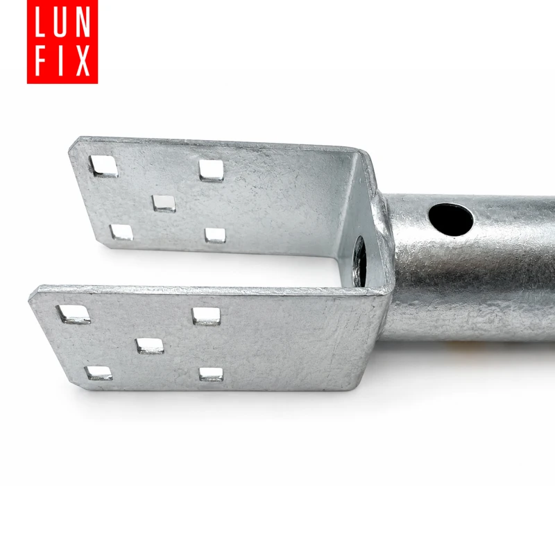 Podstawa słupa wkręcana do ziemi 70x685 mm – 1 szt.